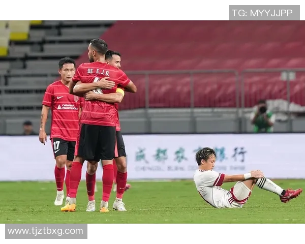 成都与广州足球队速度对决赛后分析与战术复盘